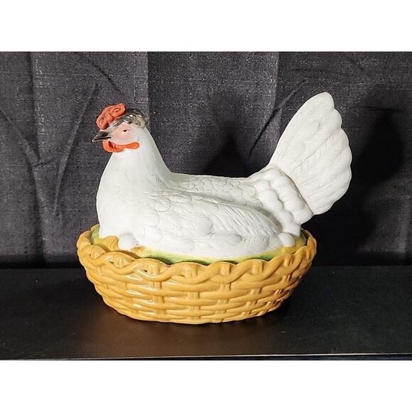 Antique Staffordshire Bisque Porcelain Hen Chicken on Nest Bowl Box Eggs England - Picture 1 of 9